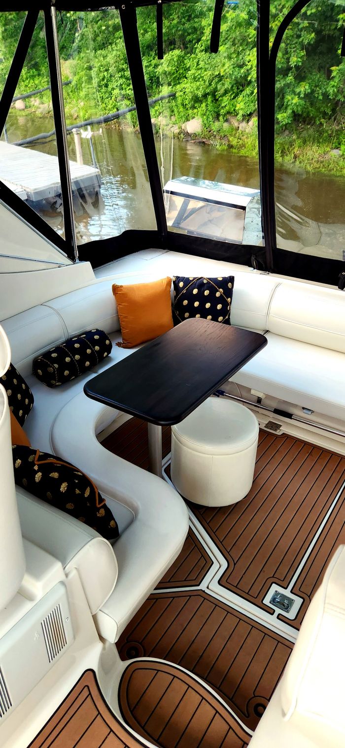 1999 Cruisers Yachts 3870 Esprit Photo 5 sur 28