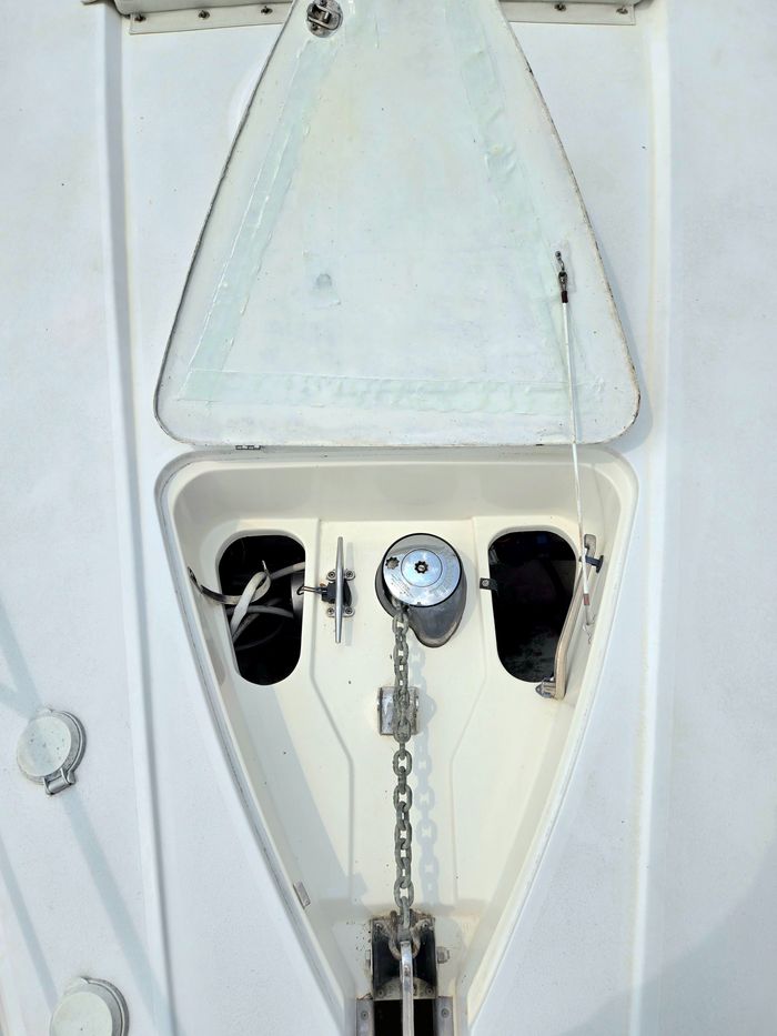 1999 Cruisers Yachts 3870 Esprit Photo 11 sur 28