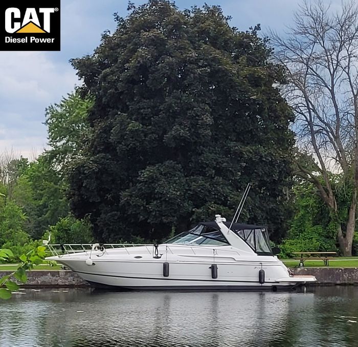 1999 Cruisers Yachts 3870 Esprit Photo 1 sur 28