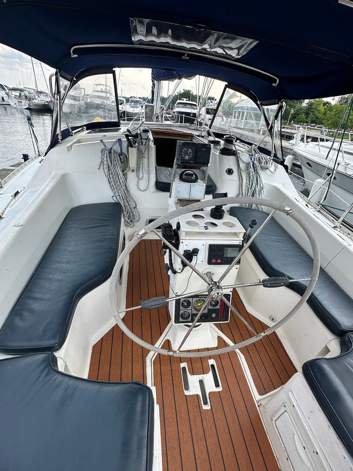 1993 Hunter Legend 43 Photo 26 of 42