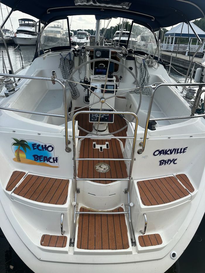 1993 Hunter Legend 43 Photo 38 of 42