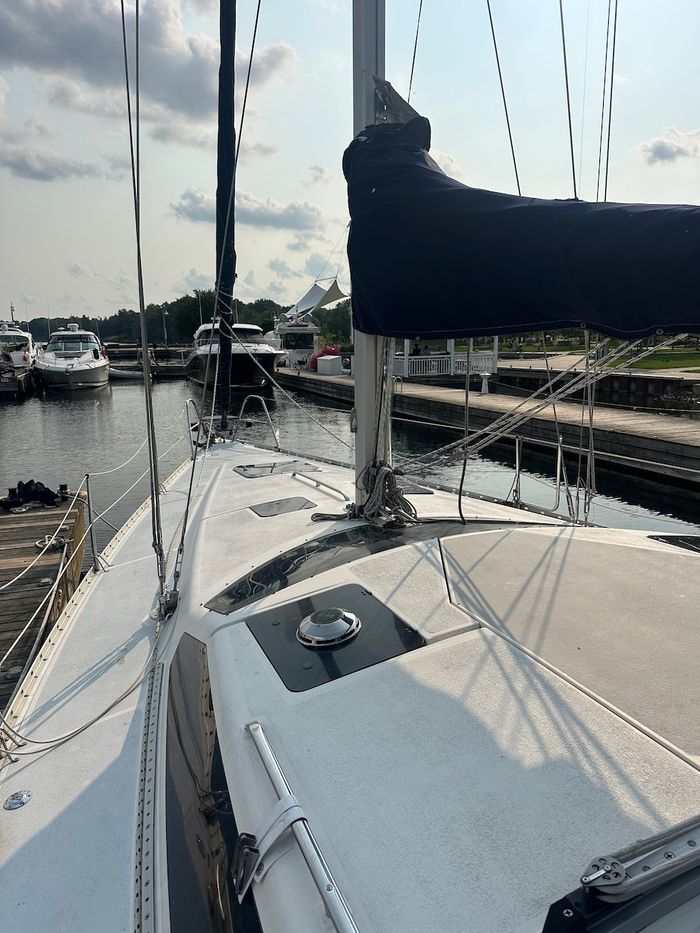 1993 Hunter Legend 43 Photo 41 of 42