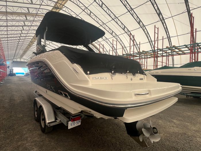 2016 Sea Ray SLX 280 Photo 7 of 25