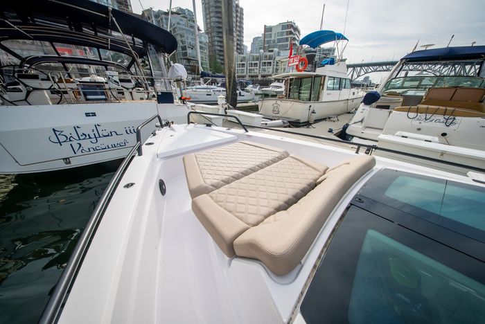 2022 Axopar 37 XC Cross Cabin Photo 2 of 41