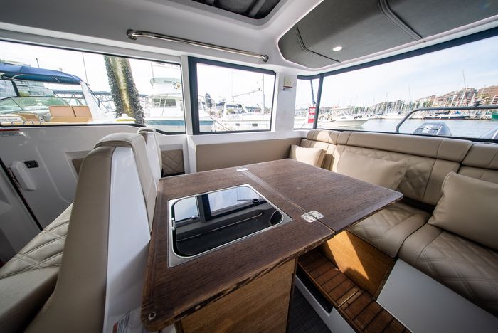 2022 Axopar 37 XC Cross Cabin Photo 27 of 41