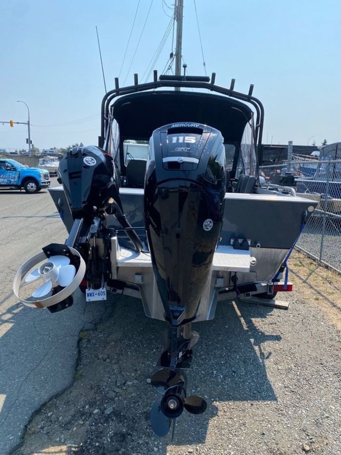 0 Duckworth 18 Navigator Sport Photo 12 of 17