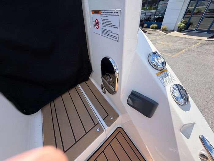 2019 Sea Ray DA320 Photo 7 sur 19
