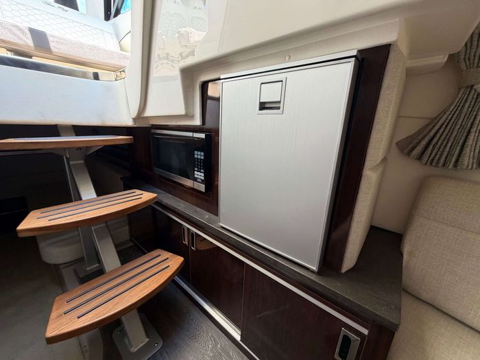 2019 Sea Ray DA320 Photo 11 sur 19