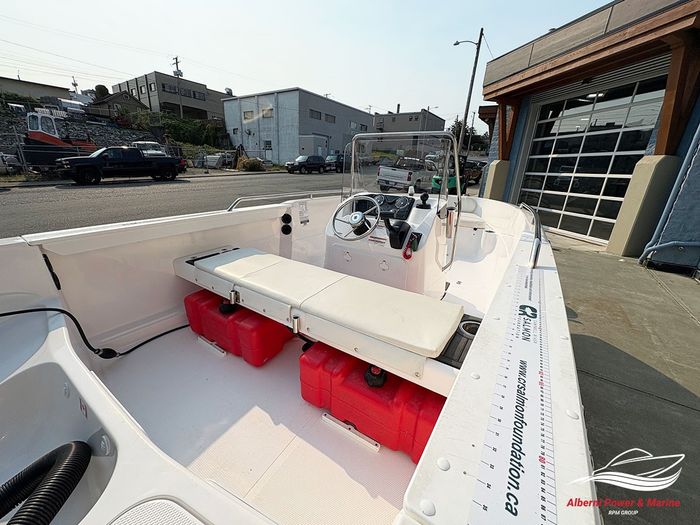 2021 Campion Explorer EX-16 Center Console Photo 19 of 25
