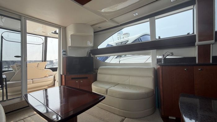 2009 Meridian 341 SB Photo 33 of 40