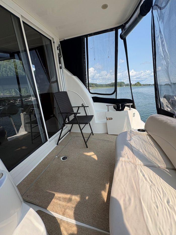 2009 Meridian 341 SB Photo 11 of 40