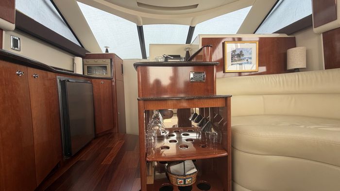 2009 Meridian 341 SB Photo 32 of 40