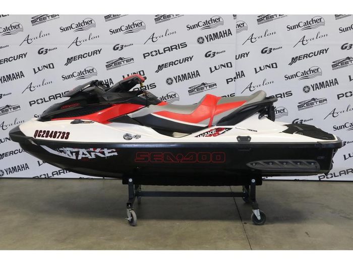 2011 Sea-Doo WAKE 215 Photo 2 of 12