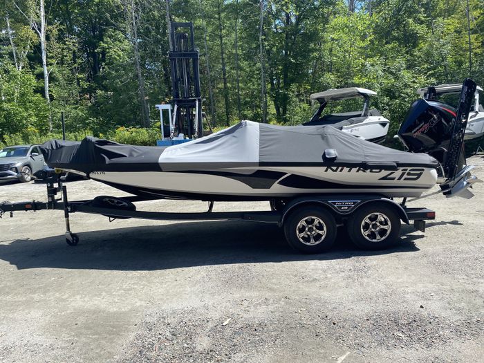 2023 Nitro Z19 Photo 7 of 32