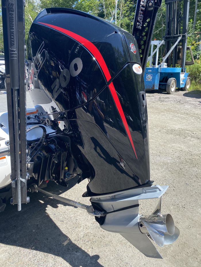 2023 Nitro Z19 Photo 10 of 32
