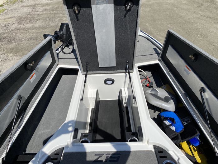 2023 Nitro Z19 Photo 17 of 32