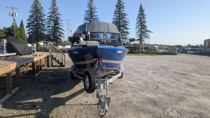 2018 KingFisher 2025 Discovery Photo 3 of 30