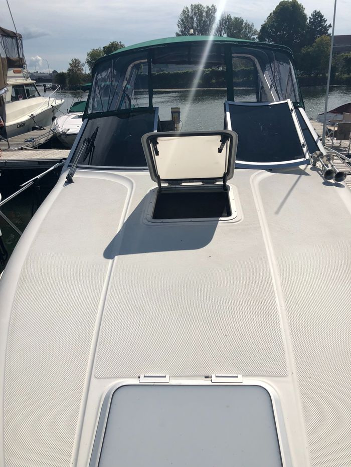 1995 Maxum 2700SCR Photo 21 of 27