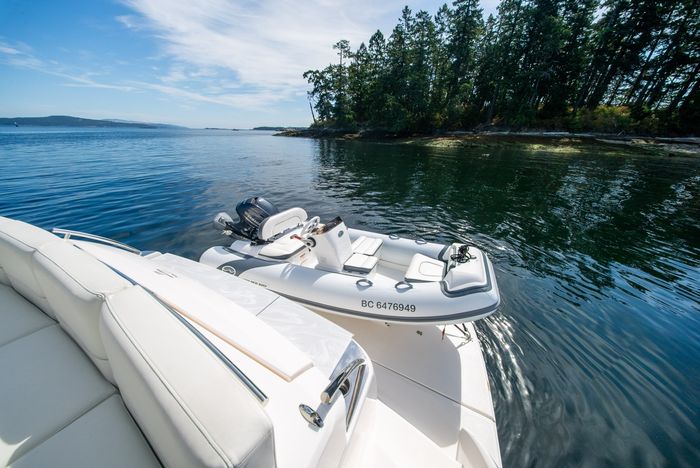2019 Tiara C49 Photo 16 of 107