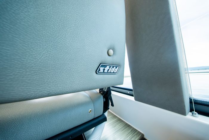 2019 Tiara C49 Photo 53 of 107