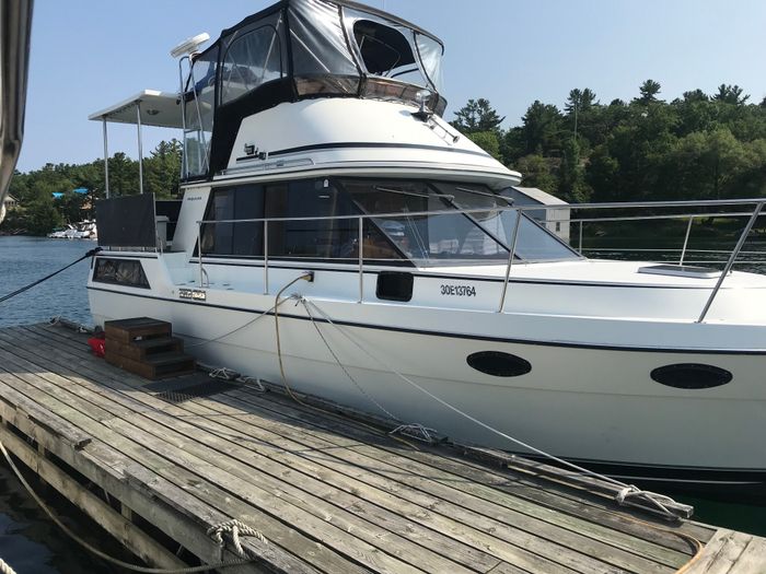 1988 Cooper Yacht Prowler 10M Sundeck Photo 3 of 20