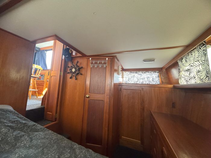 1988 Cooper Yacht Prowler 10M Sundeck Photo 14 of 20