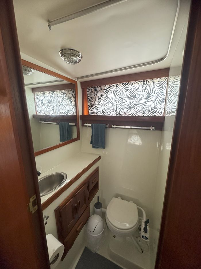 1988 Cooper Yacht Prowler 10M Sundeck Photo 16 of 20