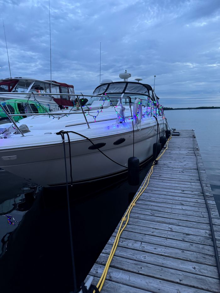 2000 Sea Ray 380 Sundancer Photo 16 of 16