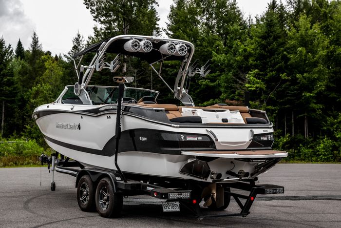 2021 Mastercraft X24 Photo 10 sur 42