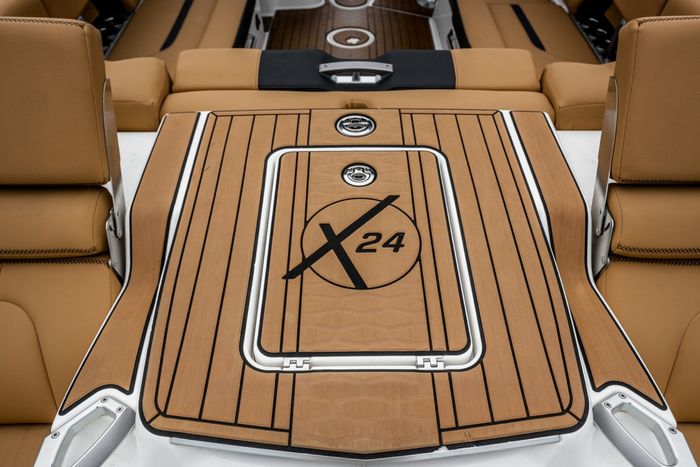 2021 Mastercraft X24 Photo 18 sur 42