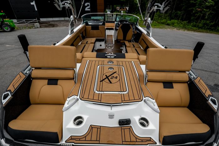 2021 Mastercraft X24 Photo 15 sur 42