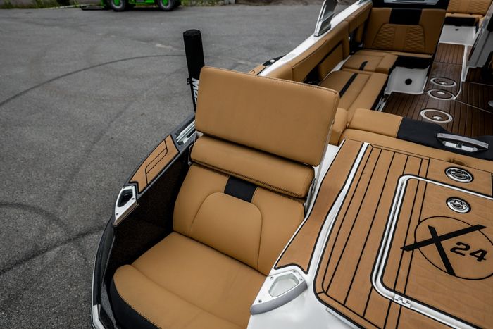 2021 Mastercraft X24 Photo 16 sur 42