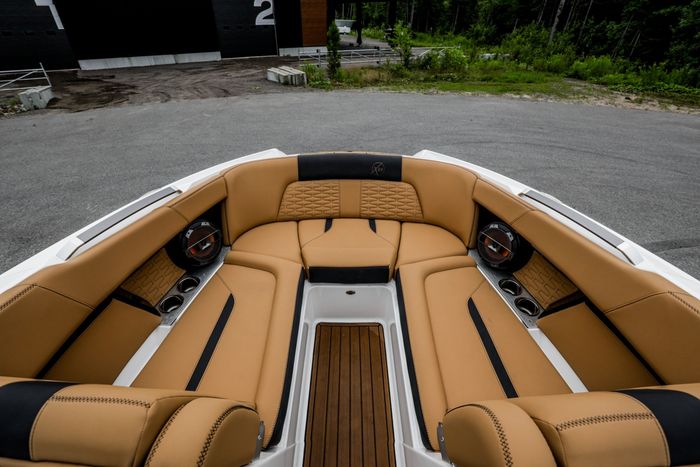 2021 Mastercraft X24 Photo 39 sur 42