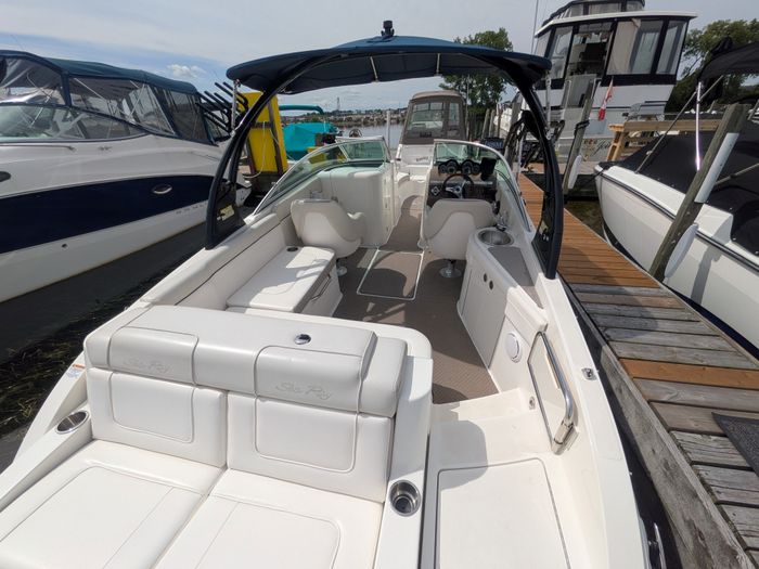 2012 Sea Ray 260 Sundeck Photo 19 of 68