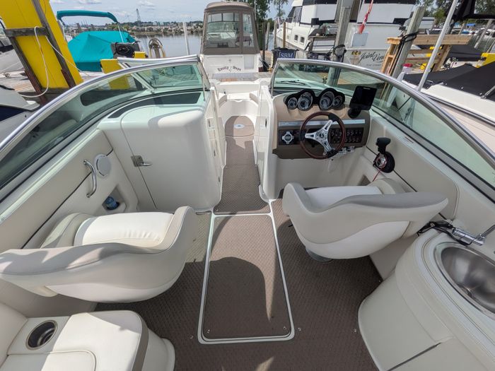 2012 Sea Ray 260 Sundeck Photo 21 of 68