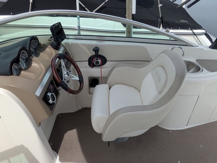 2012 Sea Ray 260 Sundeck Photo 38 of 68