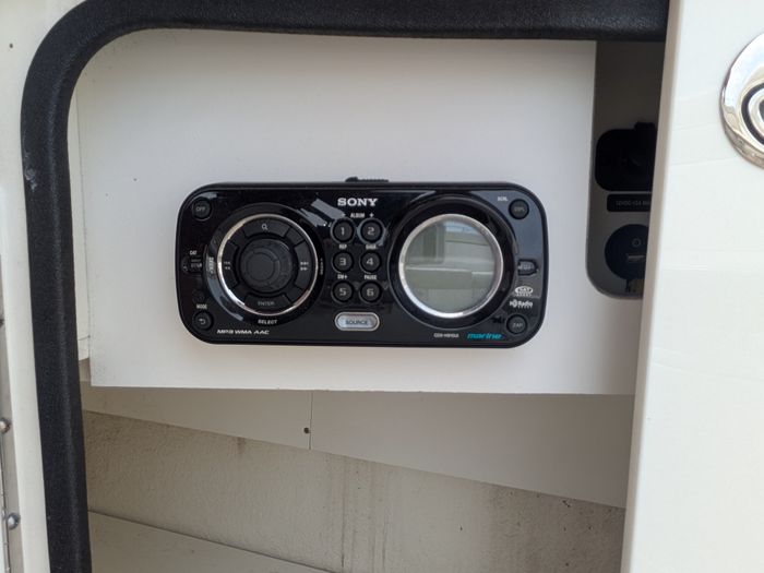 2012 Sea Ray 260 Sundeck Photo 40 of 68