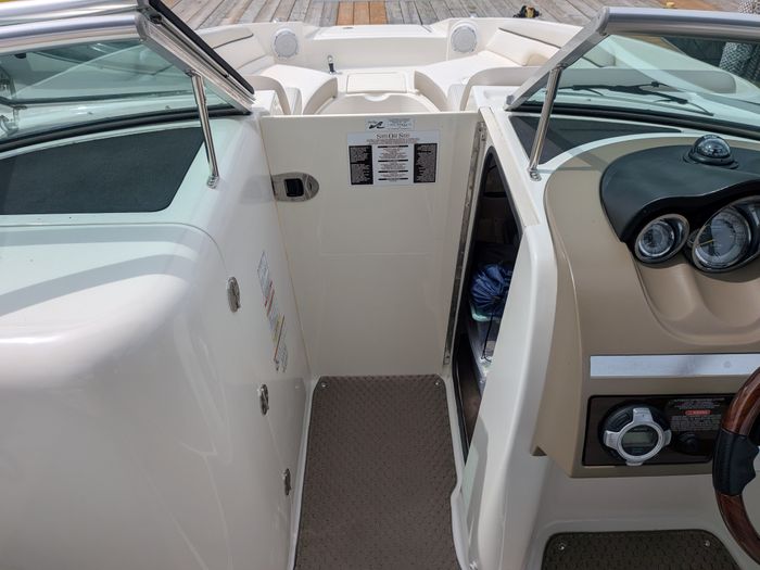 2012 Sea Ray 260 Sundeck Photo 52 of 68