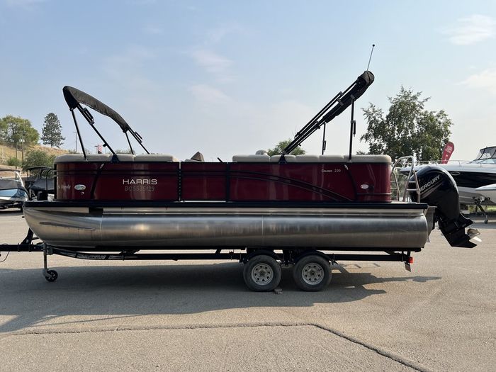 2017 Harris 220 Cruiser Photo 8 of 36
