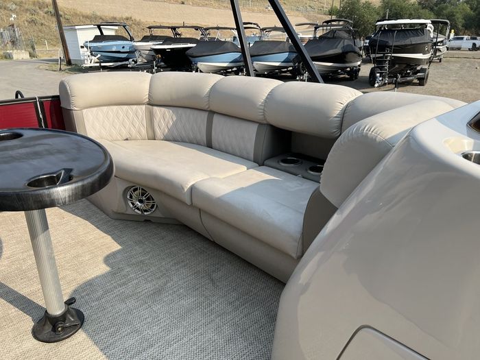 2017 Harris 220 Cruiser Photo 21 of 36