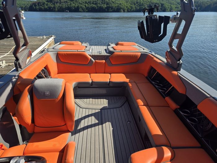 2021 Nautique GS22 Photo 7 of 10