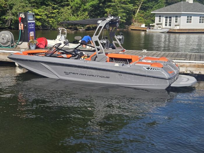 2021 Nautique GS22 Photo 2 of 10