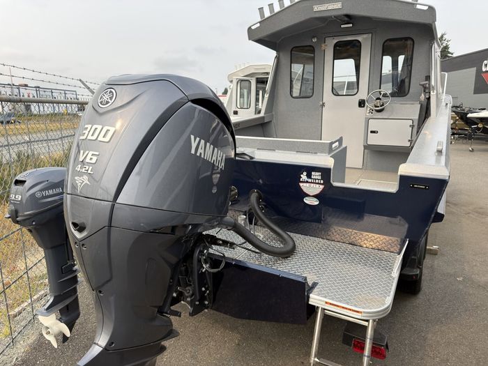 2026 KingFisher 2425 Escape ET HT Photo 2 of 15