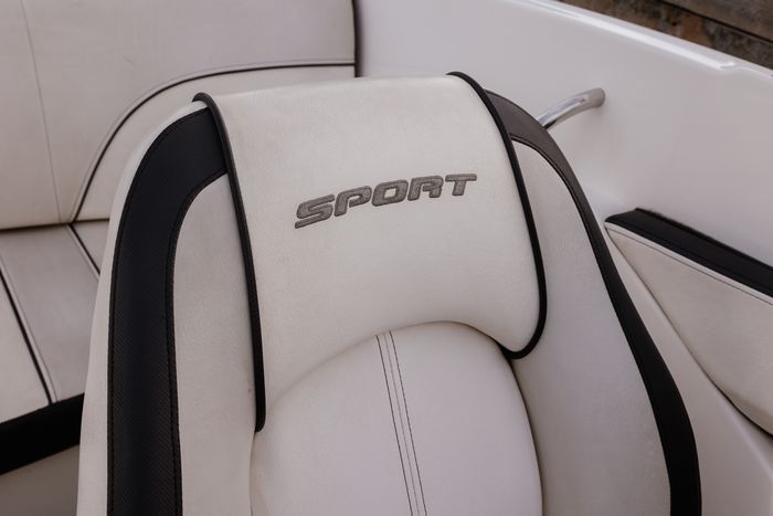 2012 Sea Ray 190 Sport Photo 17 of 27