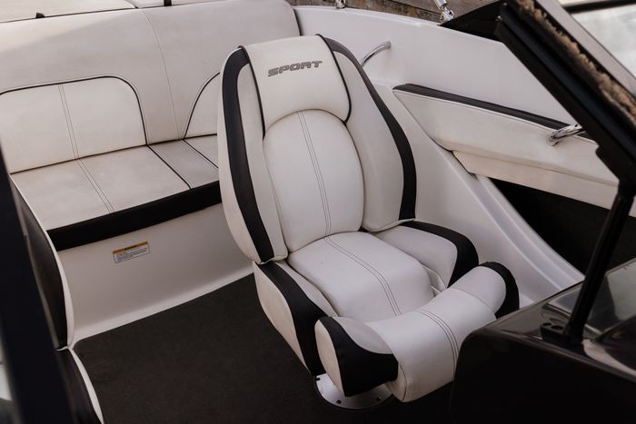 2012 Sea Ray 190 Sport Photo 16 of 27
