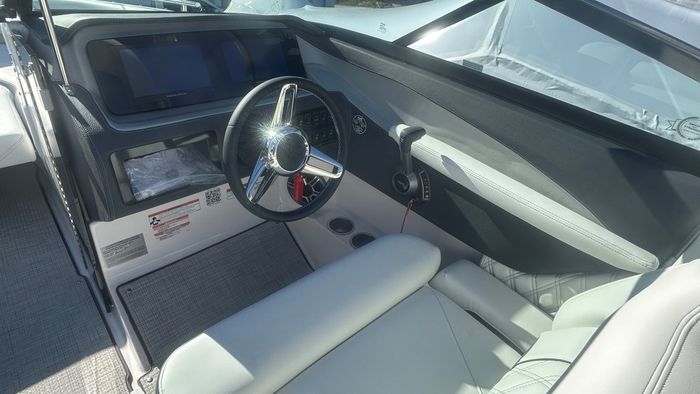 2027 Regal LS4 Photo 3 of 10