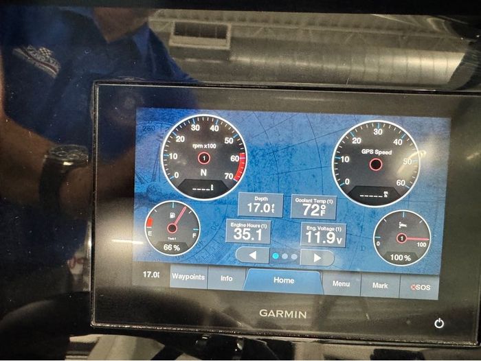 2022 Cobalt R4 Photo 6 of 17
