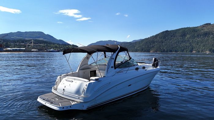 2002 Sea Ray 300 Sundancer Photo 2 of 29