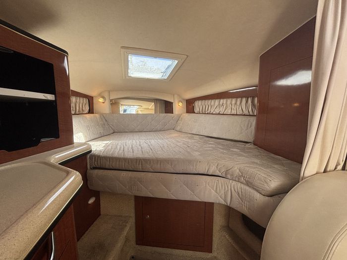 2002 Sea Ray 300 Sundancer Photo 19 of 29