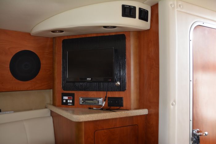 2007 Rinker 280 EC Photo 35 of 51